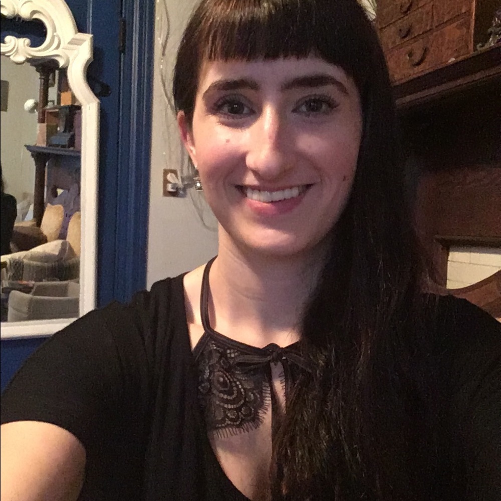 Meet your Posher, Annie